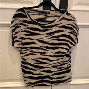 Forever 21 animal print knit t shirt